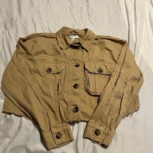 Top shop Tan Cropped Jacket size 4-6 in excellent condition distressed bottom